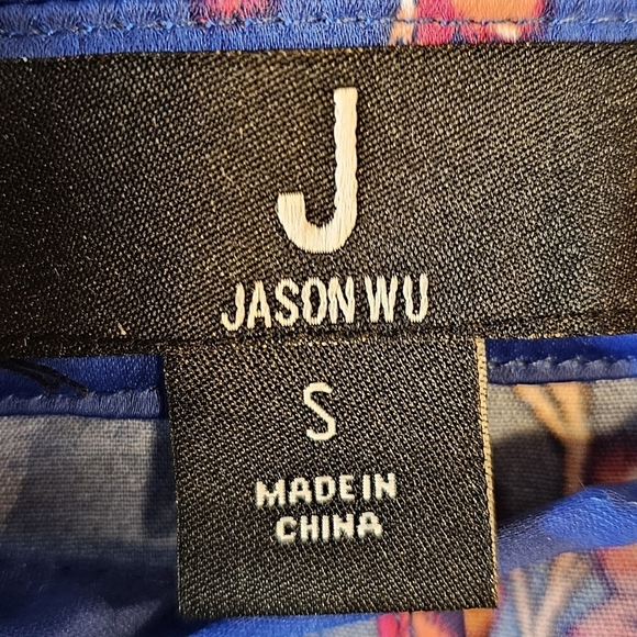 J Jason Wu Women's Woven Printed Lightweight Satin Floral Trench, Blue & Pink - Picture 13 of 14